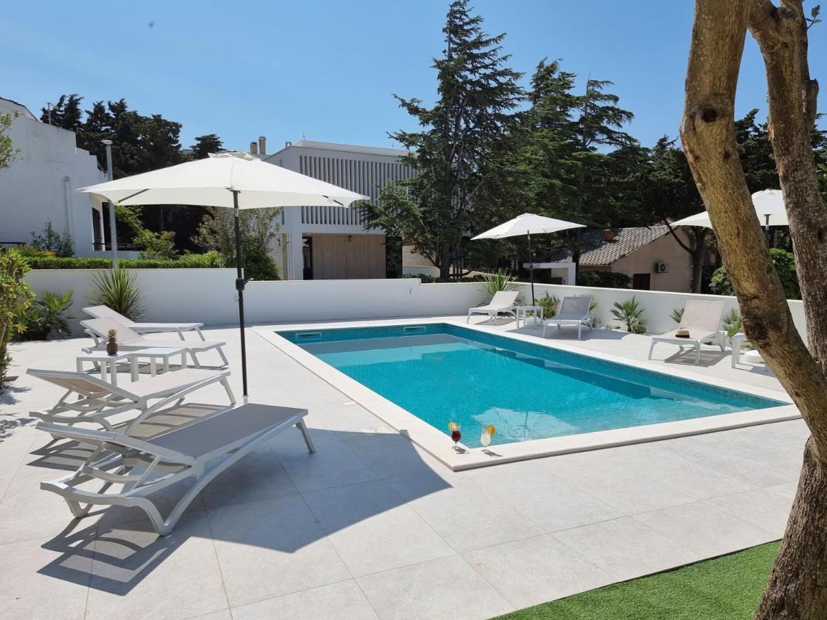 Villa Flamingo Deluxe Novalja Exterior photo